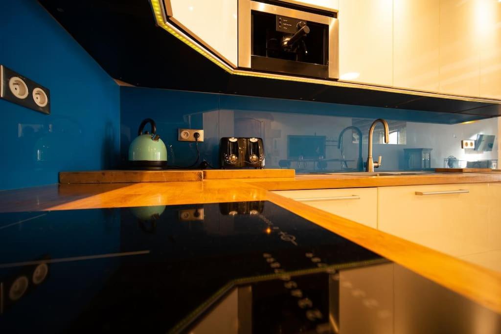 Air-Conditioned Loft In The Heart Of The Old Port مارسيليا المظهر الخارجي الصورة